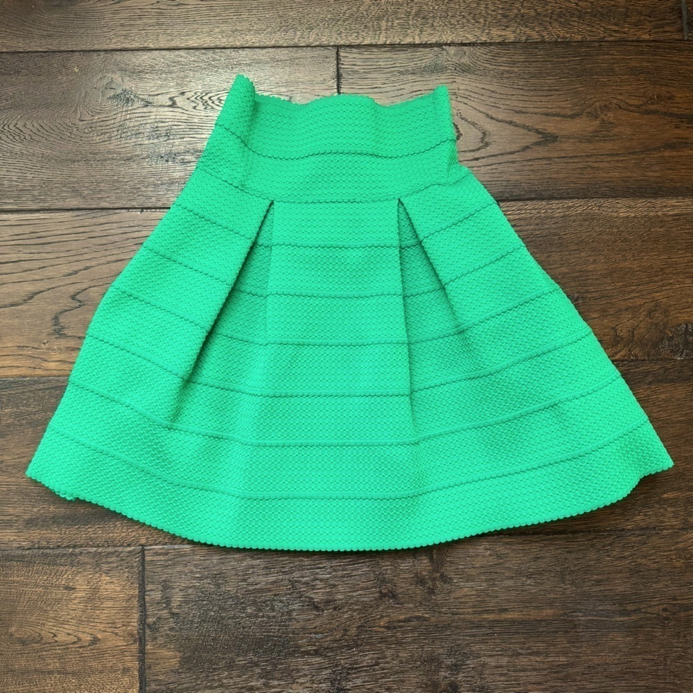H&M Vibrant Green Knit Skirt